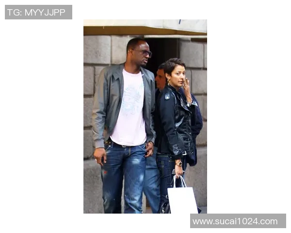 西班牙足球明星与熟女的浪漫情缘揭秘与背后的故事 西班牙足球明星与熟女的浪漫情缘揭秘与背后的故事