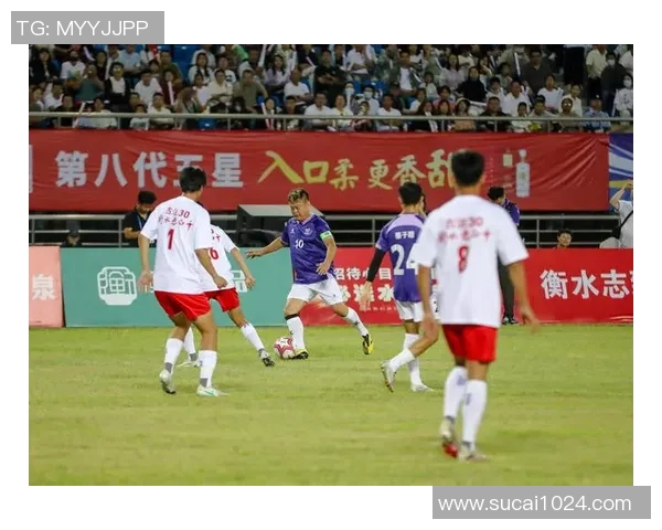 足球明星的18岁青春岁月与梦想追逐的精彩瞬间