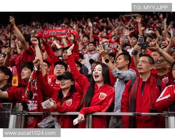 上海足球队以86分领跑冠军赛积分榜展现强劲实力与团队合作精神